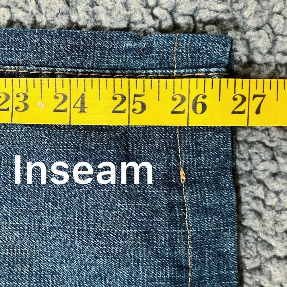 True Religion Bobby Jeans Mens 43x27 Medium Wash Straight Leg Distressed Denim